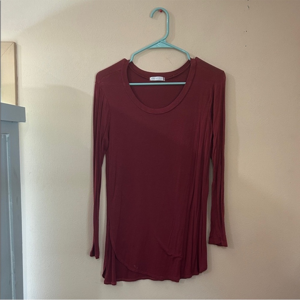 Women's Long Sleeve Burgundy Top